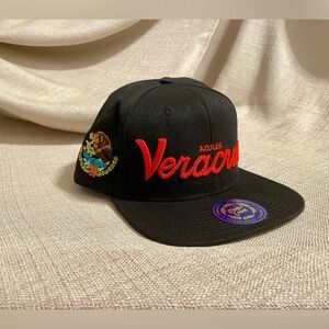 Rings & Crwns AZULES VERACRUZ Baseball Cap Mexican League LMB Black Snapback Hat